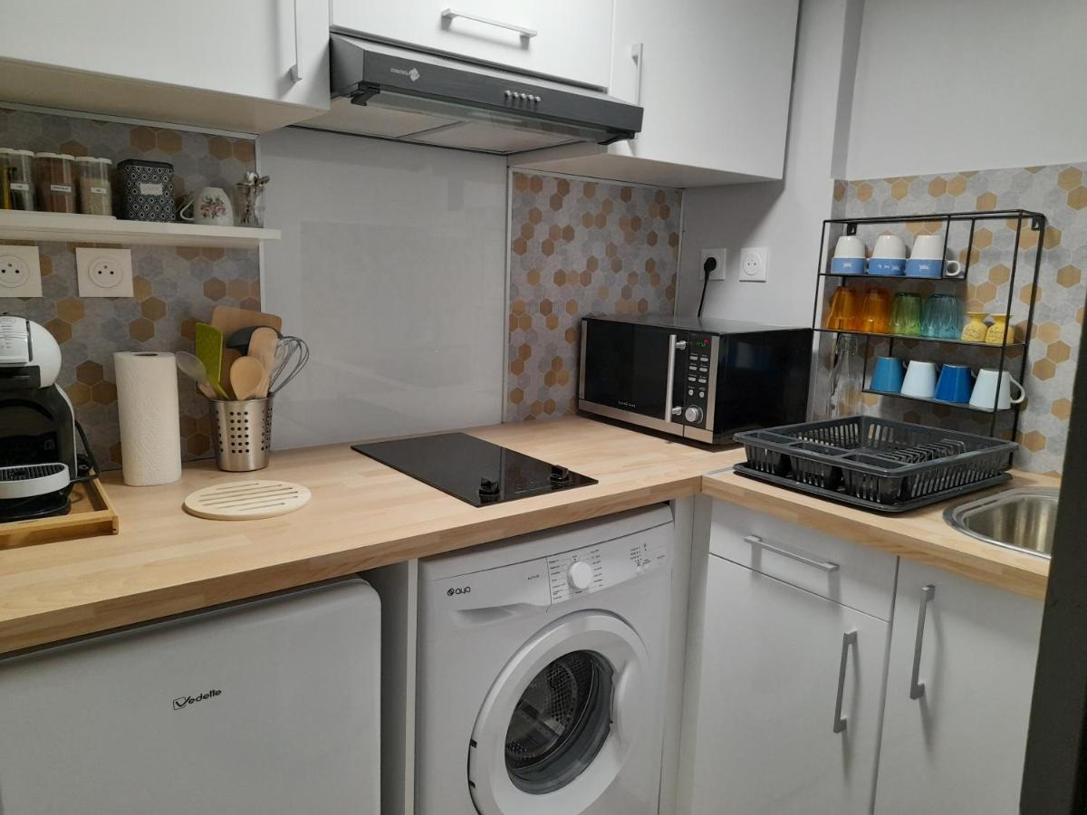 Les Melias T1 Apartment Roujan ภายนอก รูปภาพ